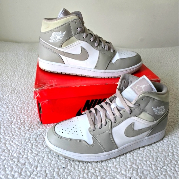 Nike Men's Air Jordan 1 Mid Linen Sneakers size 10.5 - Picture 1 of 11